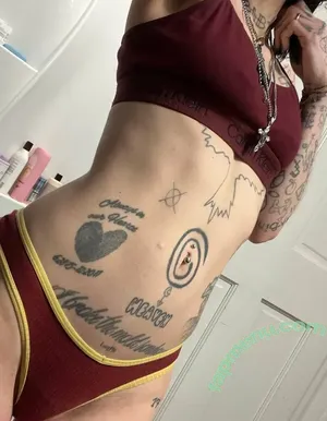 prettylittlefreak13 / pre.ttylil13 nude photo #0334