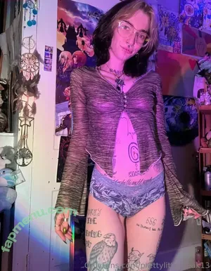 prettylittlefreak13 / pre.ttylil13 nude photo #0594