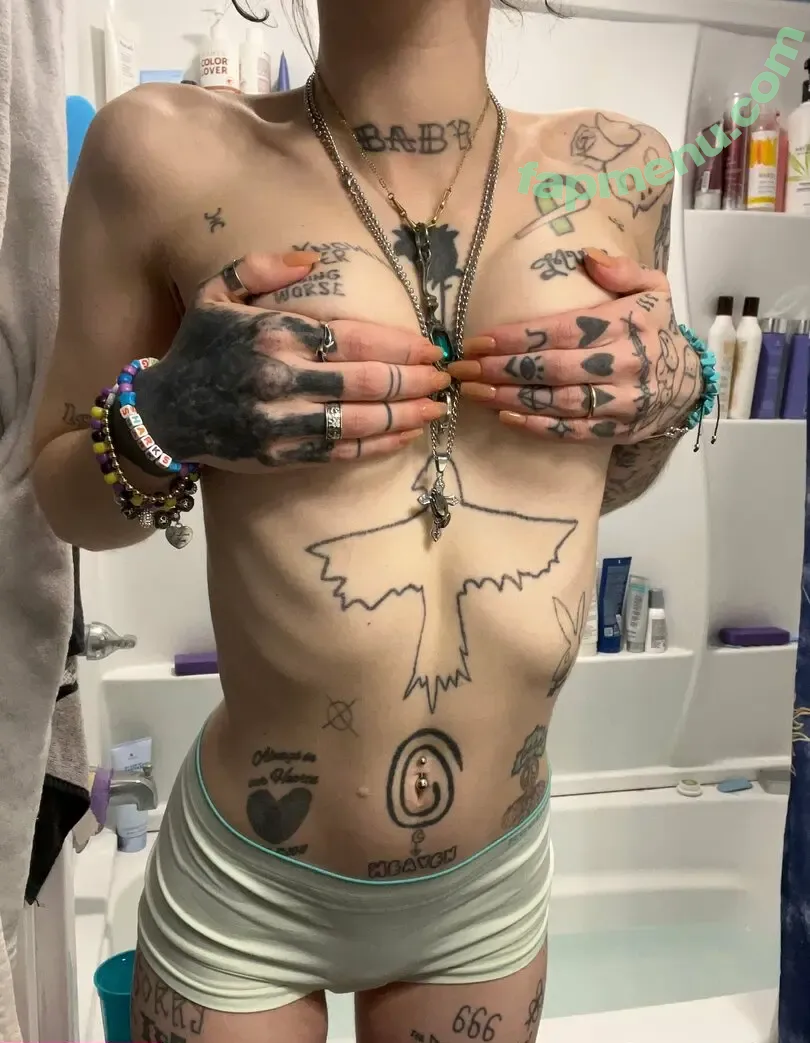 prettylittlefreak13 nude photo #0317 (pre.ttylil13)