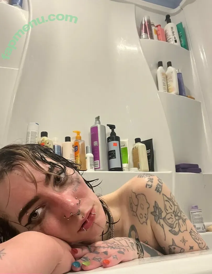 prettylittlefreak13 nude photo #0507 (pre.ttylil13)