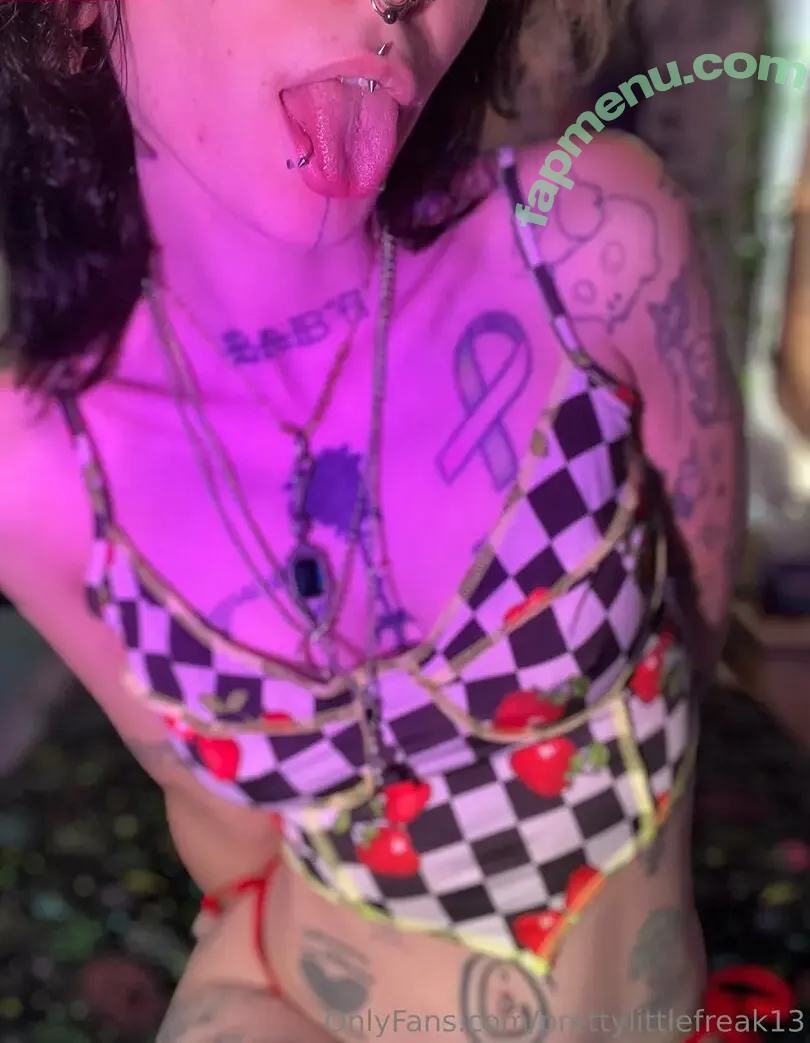 prettylittlefreak13 nude photo #0574 (pre.ttylil13)