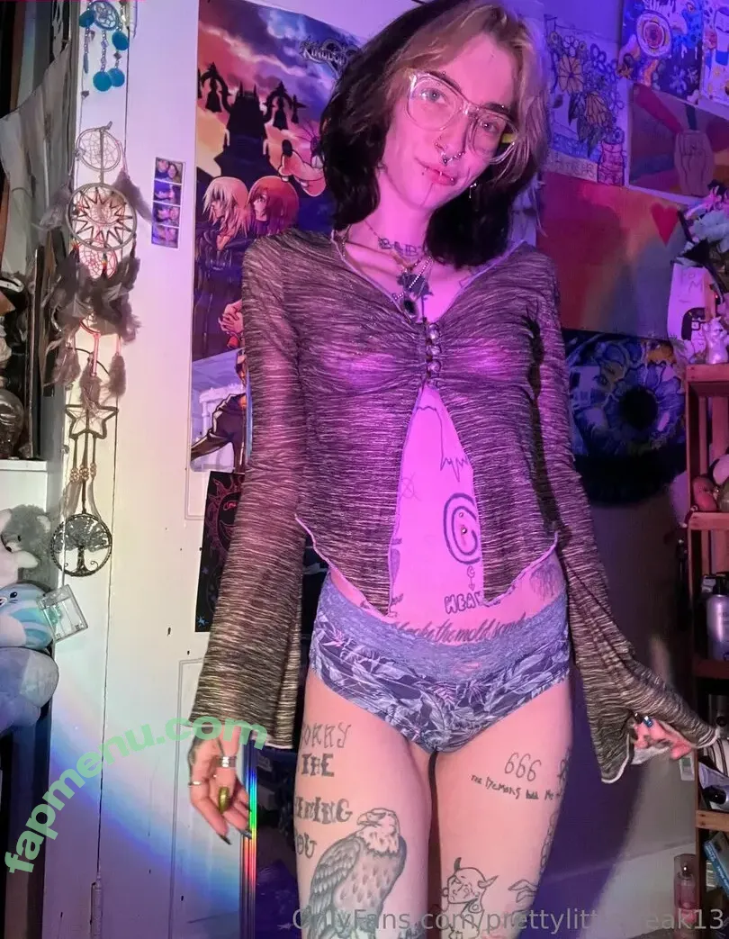 prettylittlefreak13 nude photo #0594 (pre.ttylil13)