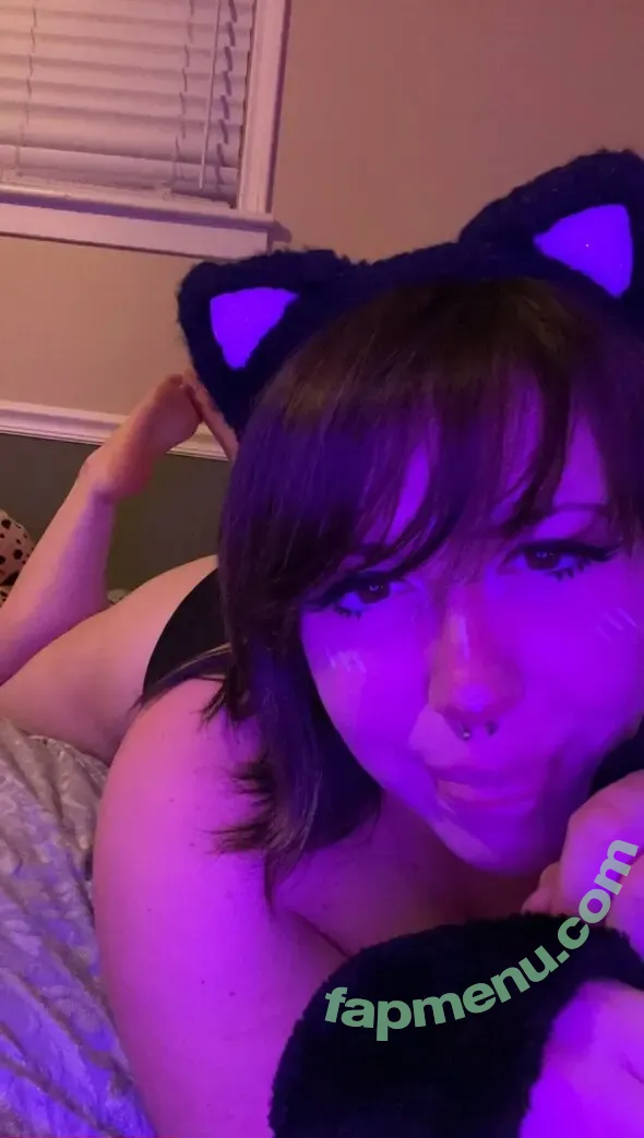 prettyltlekitty nude photo #0011 (prettyltlekitty)