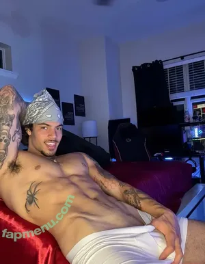 prettymixedboyexclusive / prettyexclusive nude photo #0024