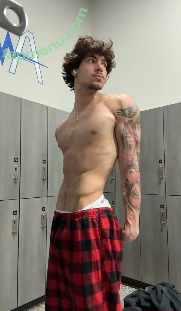 prettymixedboyexclusive nude photo #0007 (prettyexclusive)