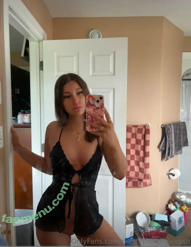 prettypinkprincessh nude photo #0008 (raeveronicamusic)