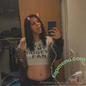 prettypixie113 / prettypixxiez nude photo #0099