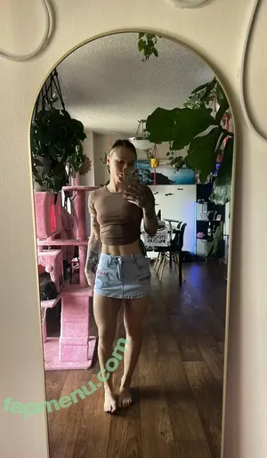 prettypixie23 / svetlana_onlyfans nude photo #0077
