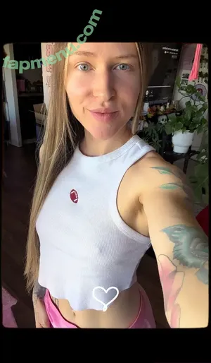 prettypixie23 / svetlana_onlyfans nude photo #0079