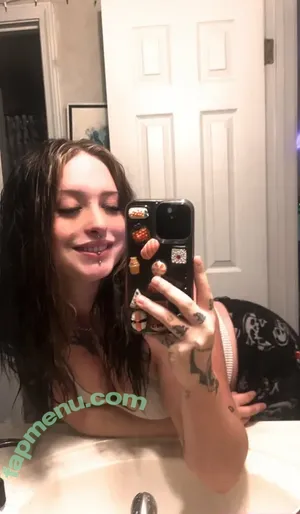  nude photo #0002