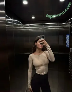 pretylittlething / Julia / prettylittlething nude photo #0261