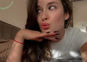 pretylittlething / Julia / prettylittlething nude photo #0314