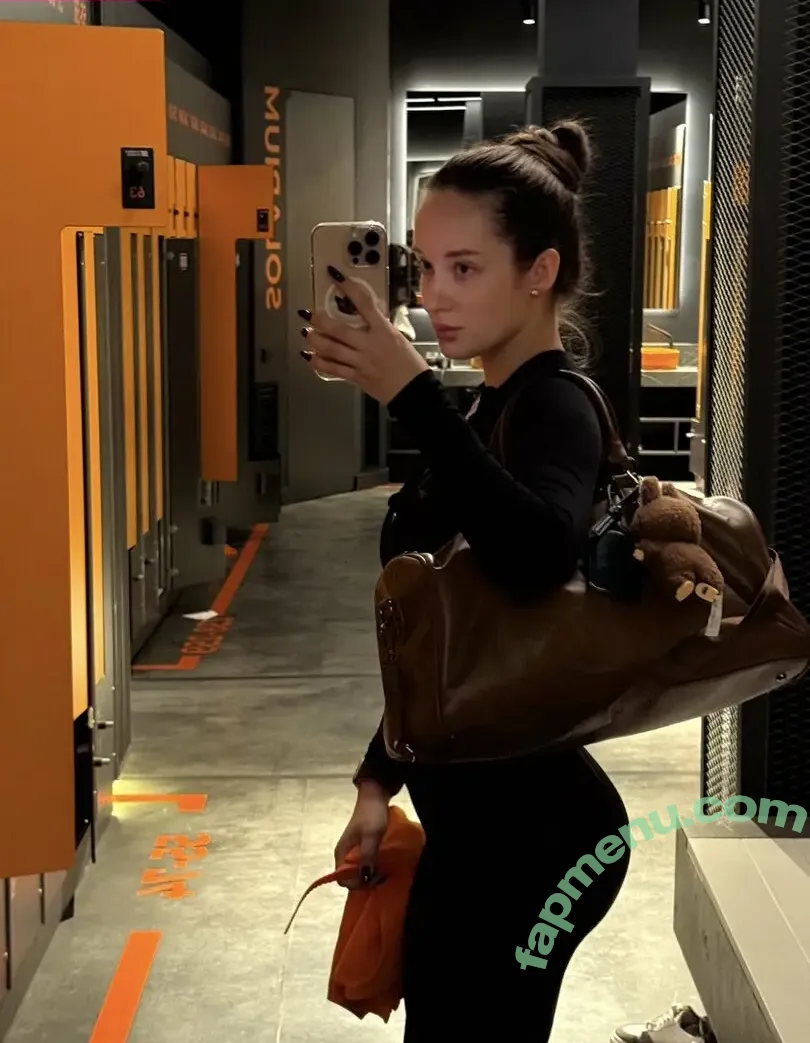 pretylittlething nude photo #0277 (Julia / prettylittlething)