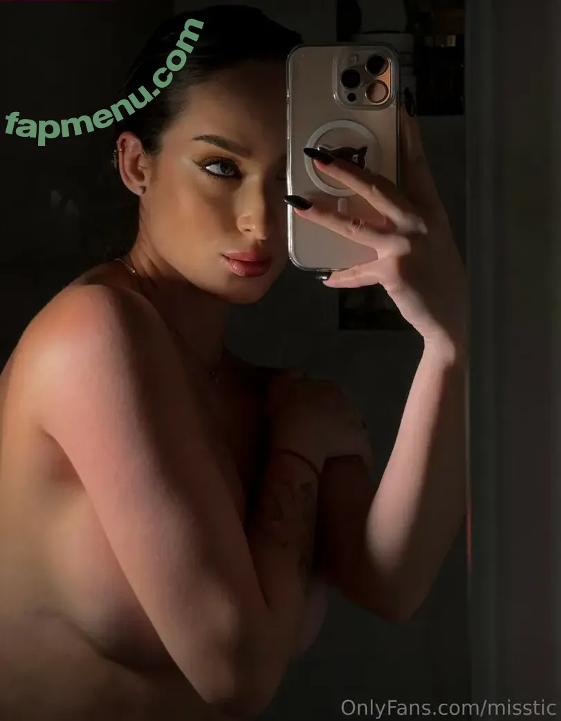 pretylittlething nude photo #0292 (Julia / prettylittlething)