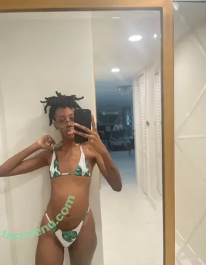 princesacairofree / fucksa747 nude photo #0057