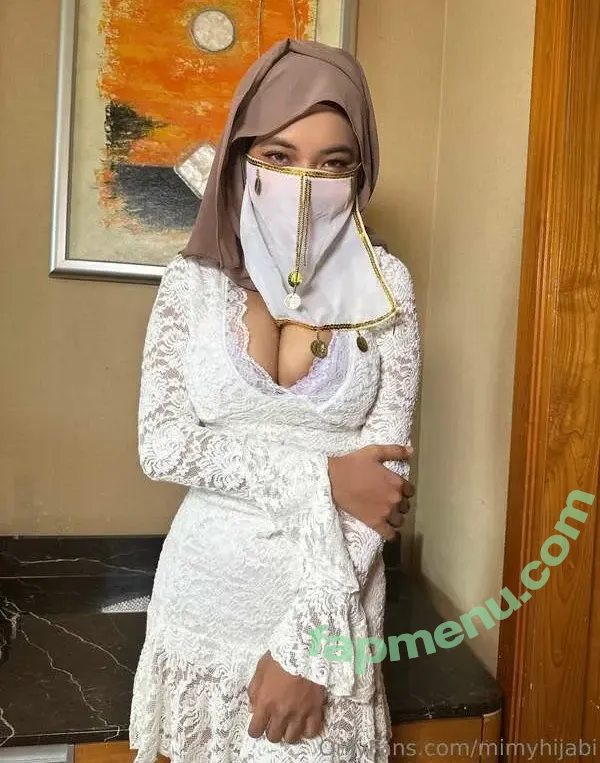 Princess Azalea nude photo #0004 (hijabazalea / simplyazalea)
