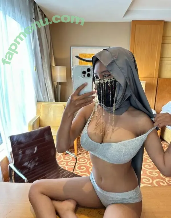 Princess Azalea nude photo #0014 (hijabazalea / simplyazalea)