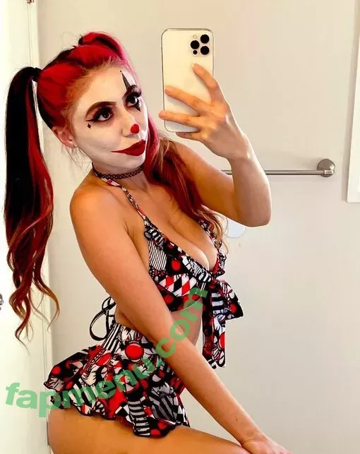 Princess Mary nude photo #0045 (maryyberrymentoss / princesslilmary)