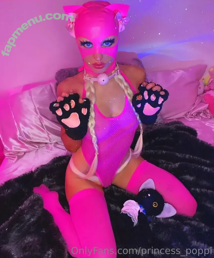 Princess_Poppi nude photo #0317 (Poppidoux / daisywaifufree / princess_poppy_vt)