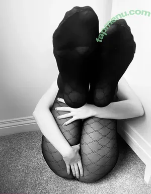 princess_z3 / princess_.c3 nude photo #0068