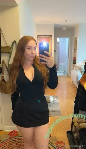 princessaudrey97 / arielyantha / audreyblue416 / princessaudrey1997 nude photo #0044