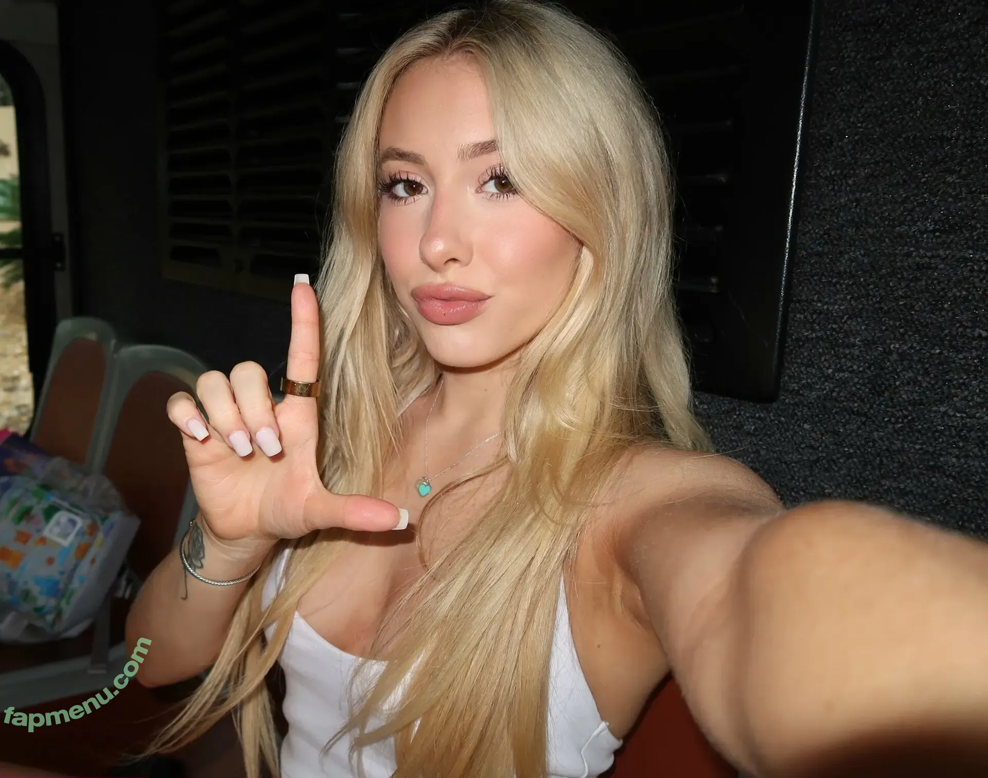 Princessava22 nude photo #0054 (goddessava22 / princessavaa222)
