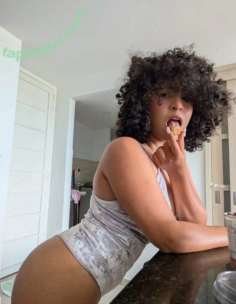 princessbunnybell nude photo #0043 (princessbunnybell)