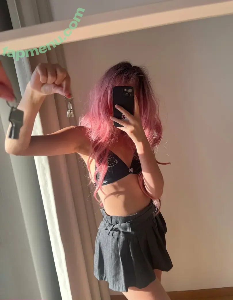 princessdollmie nude photo #0011 (dollyyy____)