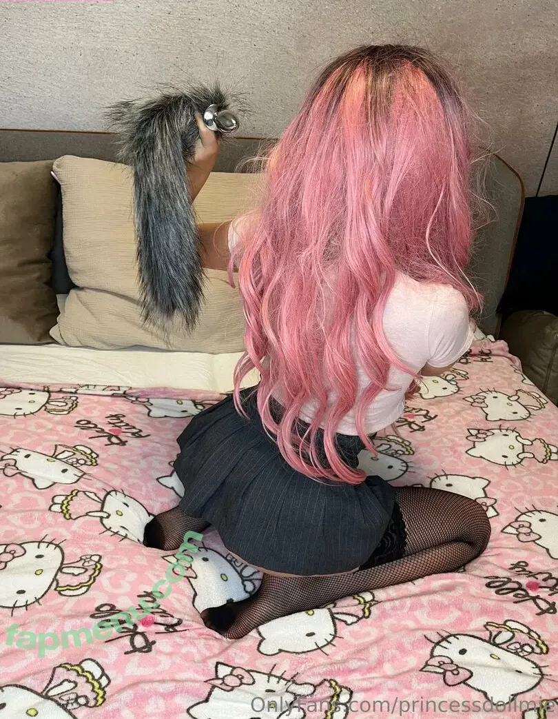 princessdollmie nude photo #0013 (dollyyy____)