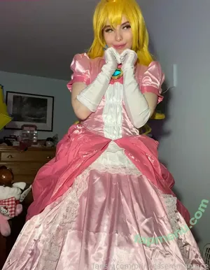 Princessemmagrace / emmamurabito / mightytinyginger nude photo #0175