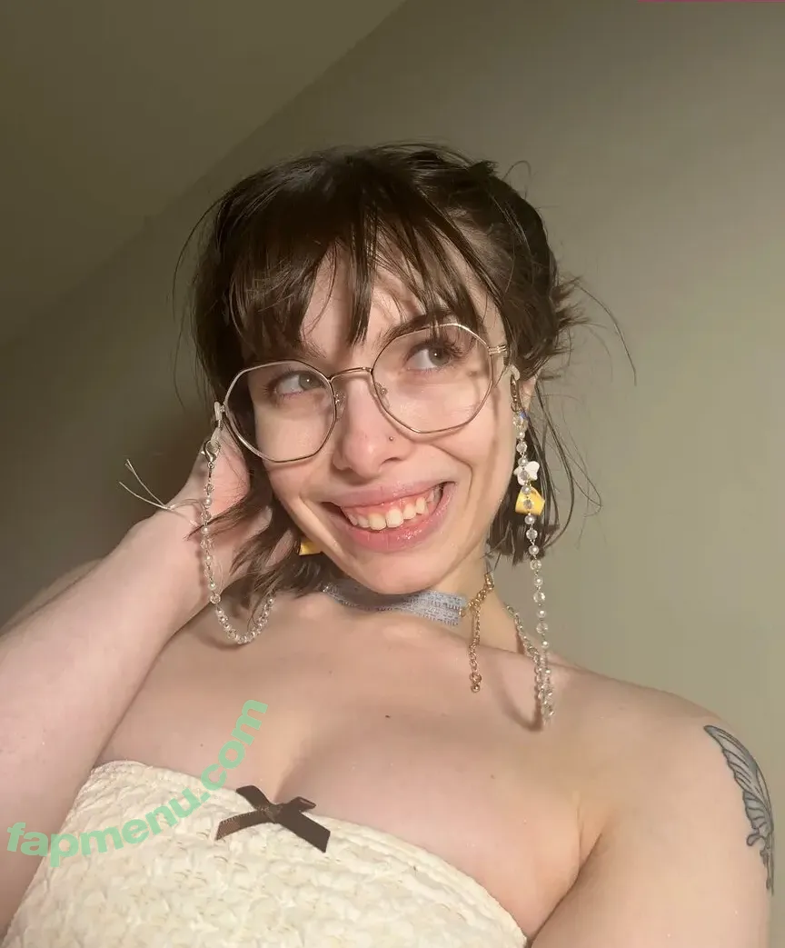 Princessemmagrace nude photo #0470 (emmamurabito / mightytinyginger)
