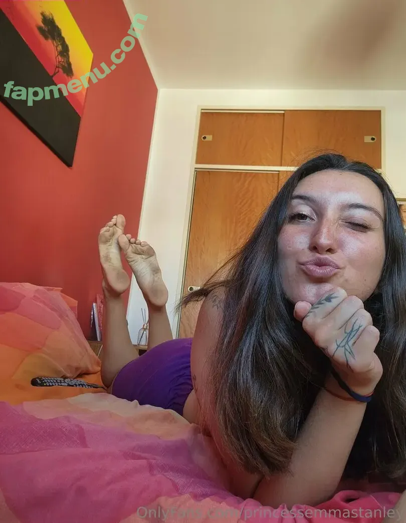 princessemmastanley nude photo #0046 (princessemmastanley)