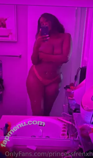 princessfrenxh / princesssfrenxh nude photo #0070