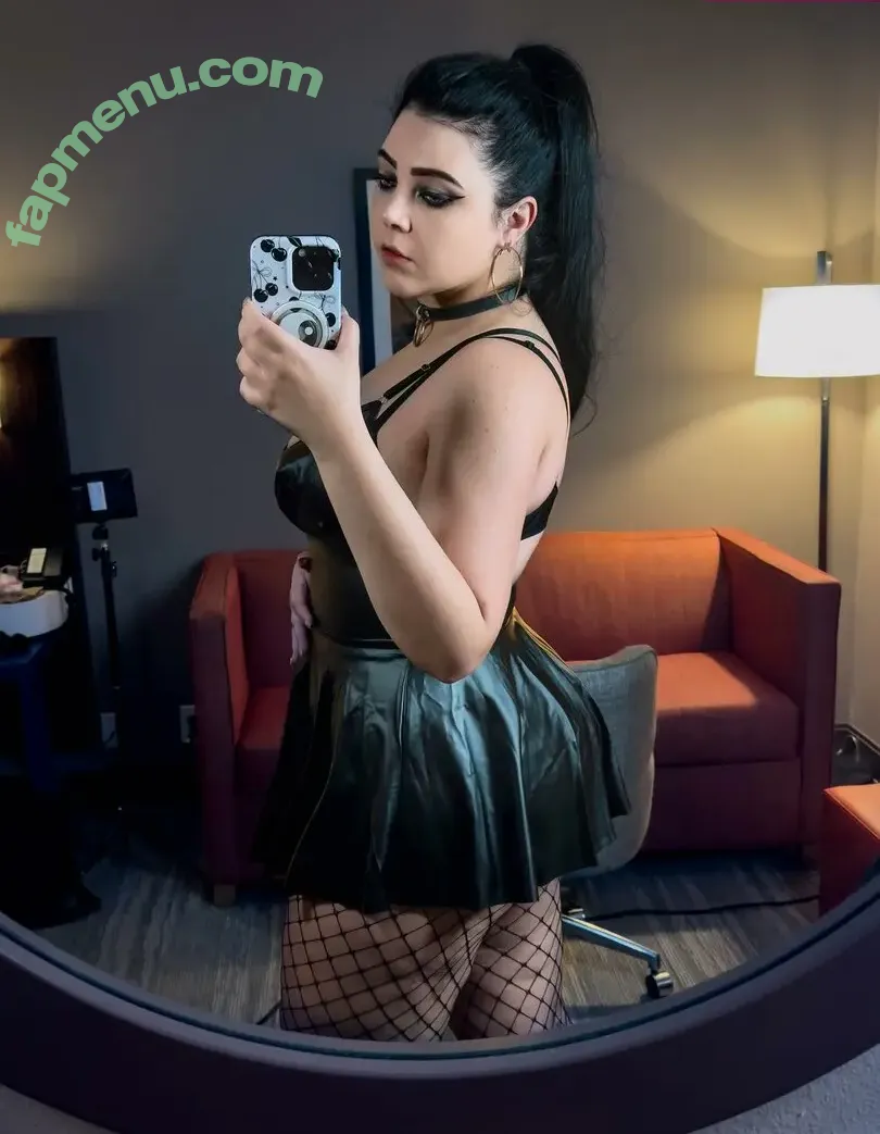 Princessgothicbean nude photo #0068 (flickmybeann)