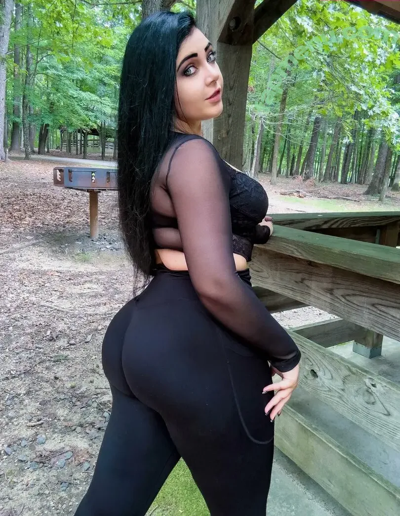 Princessgothicbean nude photo #0088 (flickmybeann)