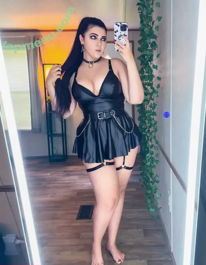 Princessgothicbean nude photo #0100 (flickmybeann)