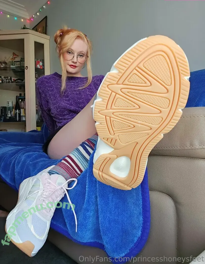 princesshoneysfeet nude photo #0044 (princesshoneysfeet)