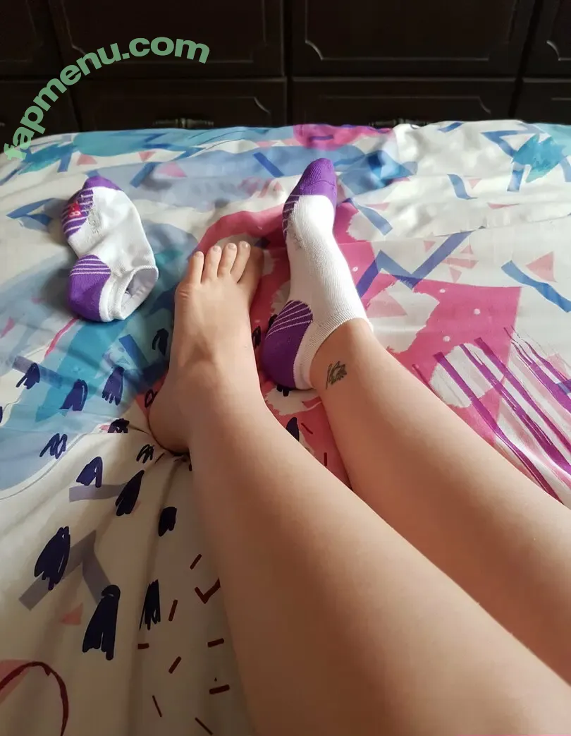 princesshoneysfeet nude photo #0063 (princesshoneysfeet)