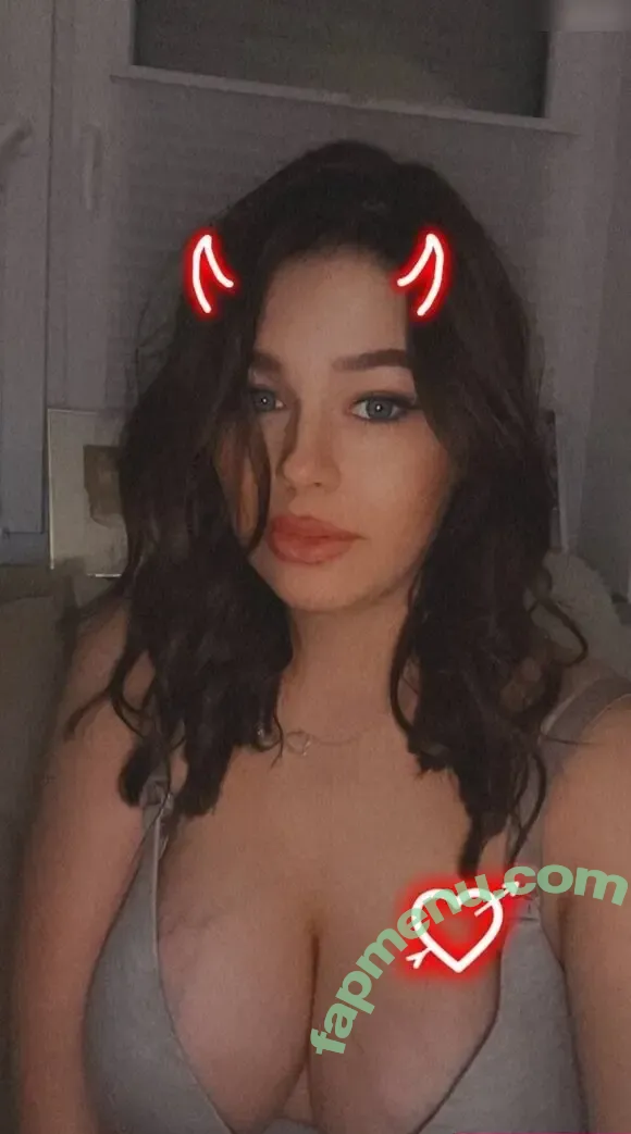 princessiin nude photo #0100 (princessiin)