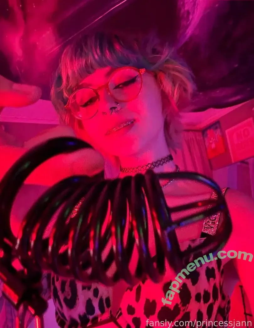 princessjann nude photo #0389 (princessjann)