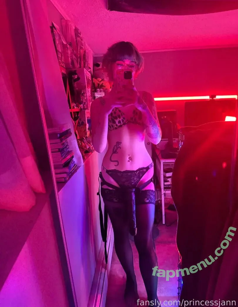 princessjann nude photo #0393 (princessjann)