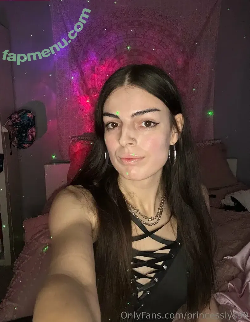 princesslys99 nude photo #0007 (princesslyss99)