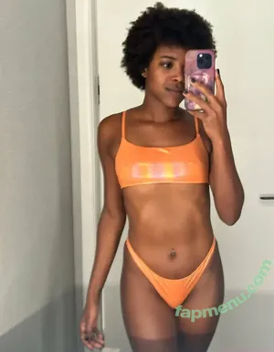 princessmochaxo / mocha.reign nude photo #0002