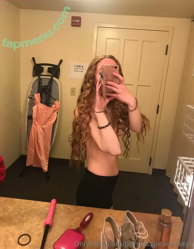princesspeachplays nude photo #0003 (princesse_peach)