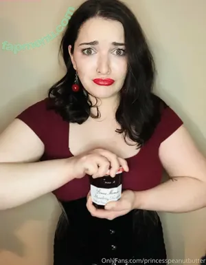 princesspeanutbutter / thepeanut_butterprincess nude photo #0001