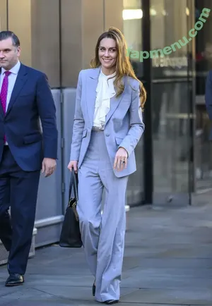 PrincessWales / Catherine / Kate Middleton / _kate_middleton_royal nude photo #0092