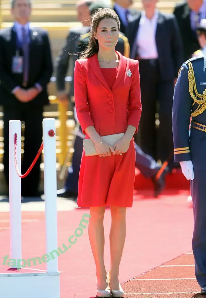 PrincessWales nude photo #0075 (Catherine / Kate Middleton / _kate_middleton_royal)