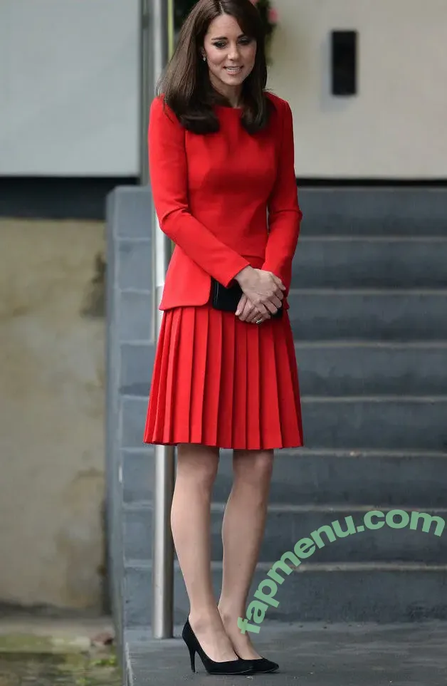 PrincessWales nude photo #0076 (Catherine / Kate Middleton / _kate_middleton_royal)