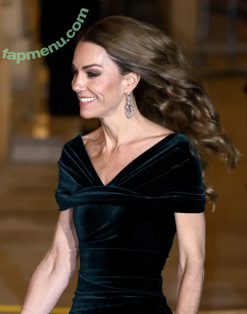 PrincessWales nude photo #0121 (Catherine / Kate Middleton / _kate_middleton_royal)