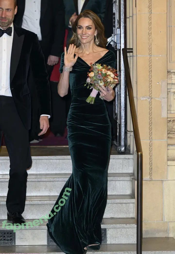 PrincessWales nude photo #0123 (Catherine / Kate Middleton / _kate_middleton_royal)